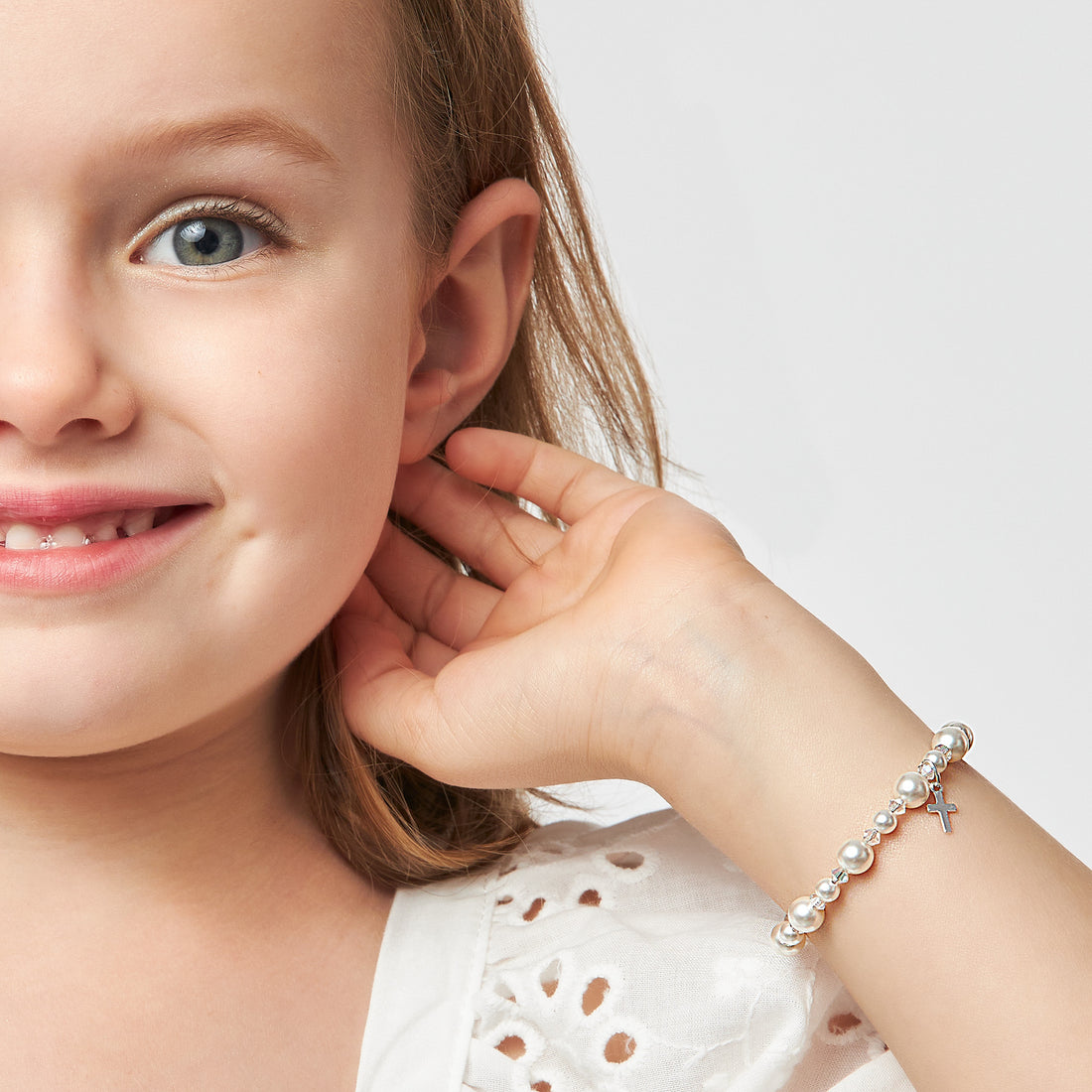 White Pearls and Cross Charm Bracelet for a Girls Christening. Gift for  Granddaughter, Daughter, Goddaughter, Niece, Sister or Special Girl - Etsy